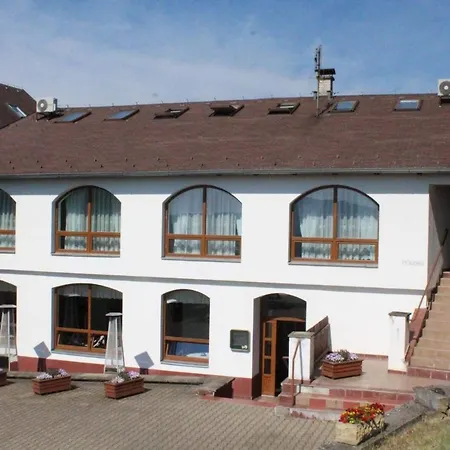Konukevi Restaurace A U Svate Barbory 3*